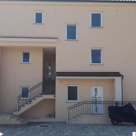 Apartments Leondori Veglia Exterior foto