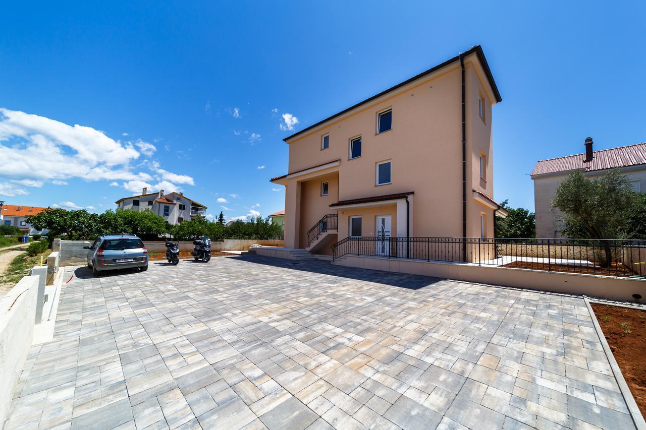 Apartments Leondori Veglia Exterior foto