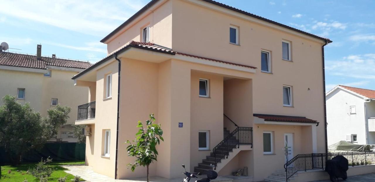 Apartments Leondori Veglia Exterior foto